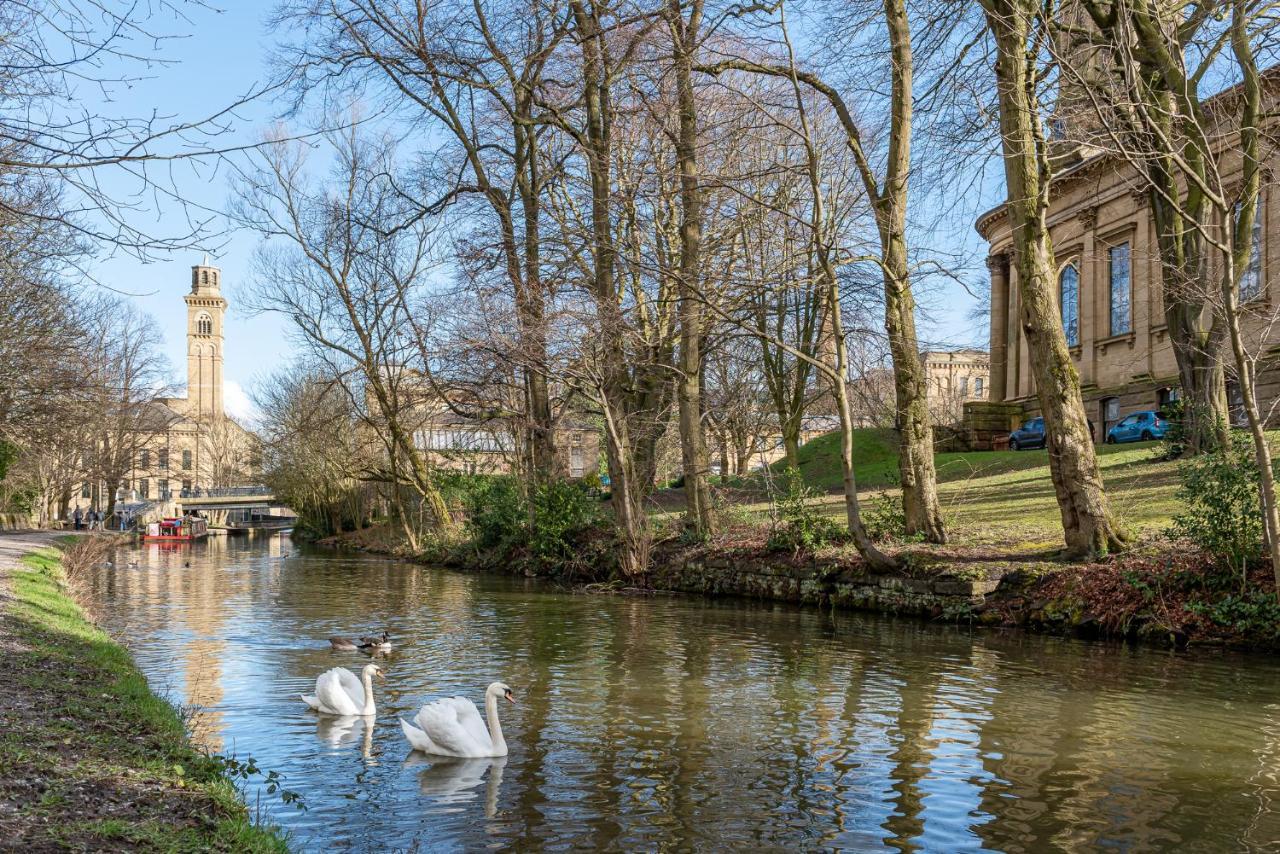 Riverside Balcony Apartment With Parking Just Minutes To Saltaire שיפלי מראה חיצוני תמונה