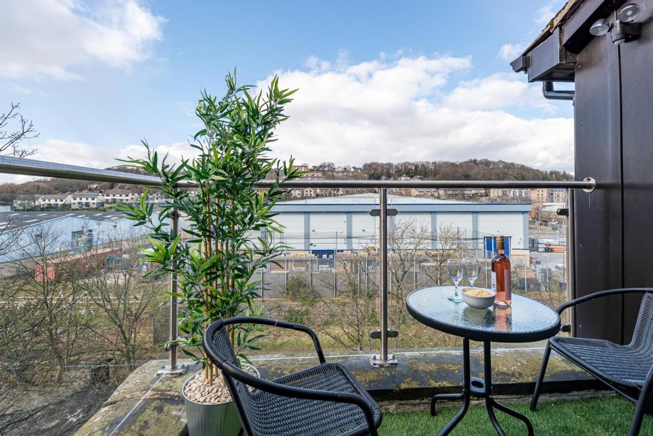 Riverside Balcony Apartment With Parking Just Minutes To Saltaire שיפלי מראה חיצוני תמונה